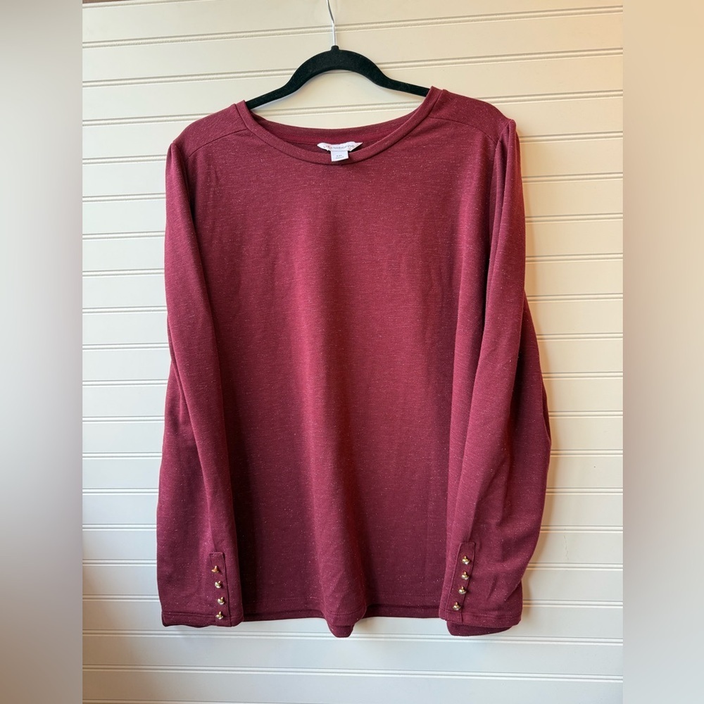 Liz Claiborne burgundy top. Size XXL.